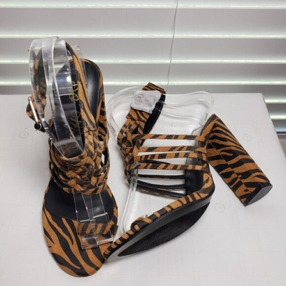 So Me Zandy Brown Zebra Print Open Toe Heels - Picture 3 of 12